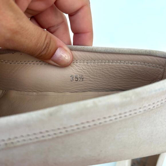 Tod’s Gommino Driving Shoes Moccasin Loafers Beige Box 35.5 Size 5.5 Tan Tods - Picture 12 of 14